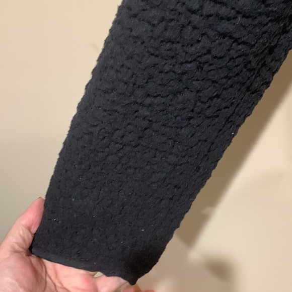 Thread & Supply Sherpa pullover - Picture 4 of 9